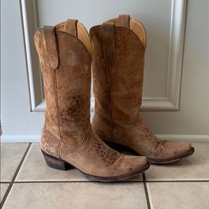 Old gringo boots